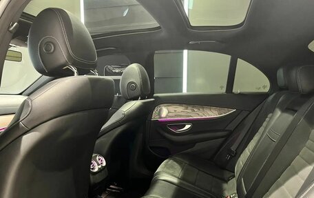 Mercedes-Benz E-Класс, 2016 год, 3 470 000 рублей, 20 фотография