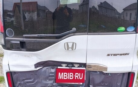 Honda Stepwgn IV, 2015 год, 1 450 000 рублей, 4 фотография