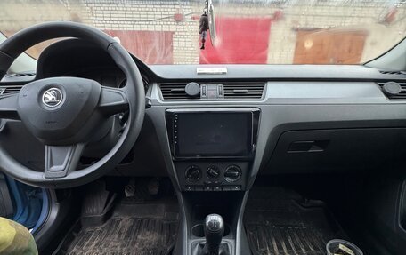 Skoda Rapid I, 2015 год, 550 000 рублей, 10 фотография