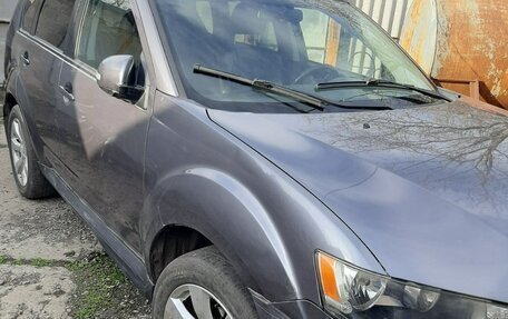 Mitsubishi Outlander III рестайлинг 3, 2010 год, 1 150 000 рублей, 9 фотография