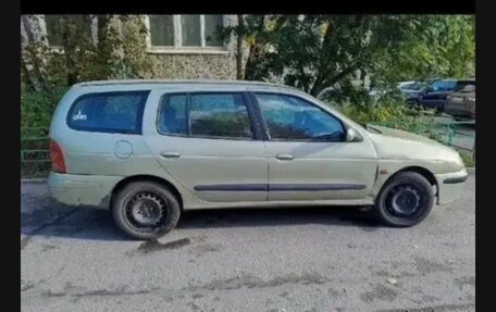 Renault Megane II, 2002 год, 100 000 рублей, 3 фотография