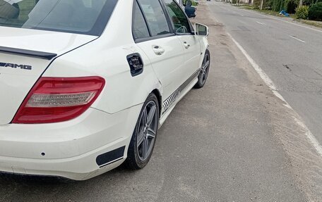 Mercedes-Benz C-Класс, 2010 год, 400 000 рублей, 4 фотография