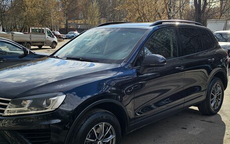 Volkswagen Touareg III, 2016 год, 3 300 000 рублей, 3 фотография