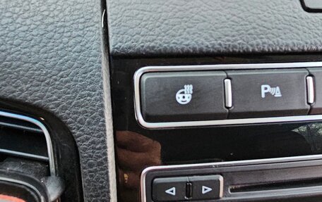 Volkswagen Touareg III, 2016 год, 3 300 000 рублей, 12 фотография