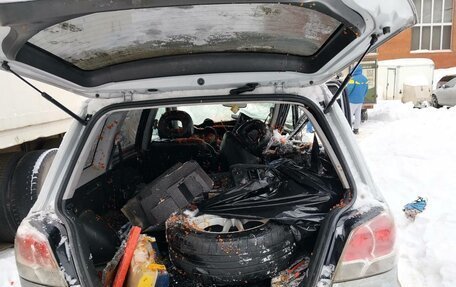 Mitsubishi Outlander III рестайлинг 3, 2004 год, 200 000 рублей, 5 фотография