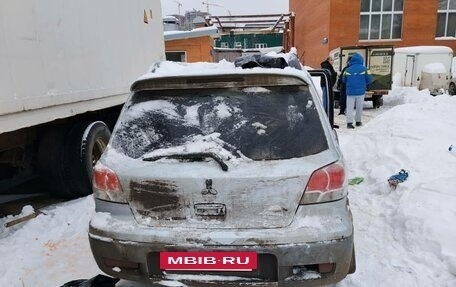 Mitsubishi Outlander III рестайлинг 3, 2004 год, 200 000 рублей, 2 фотография
