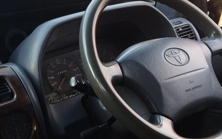 Toyota Land Cruiser Prado 90 рестайлинг, 1998 год, 700 000 рублей, 4 фотография