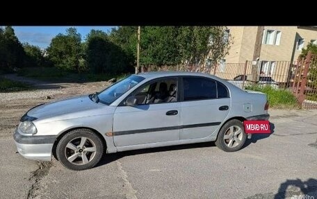 Toyota Avensis III рестайлинг, 2002 год, 15 000 рублей, 4 фотография