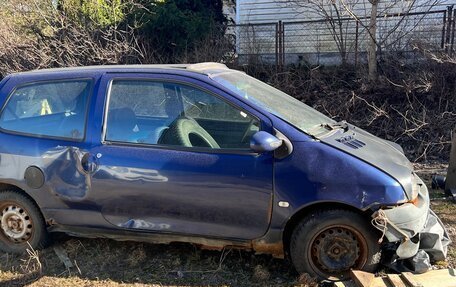 Renault Twingo II рестайлинг, 1996 год, 60 000 рублей, 2 фотография