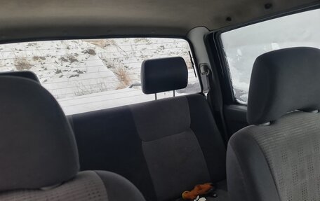 Nissan NP300, 2009 год, 950 000 рублей, 4 фотография