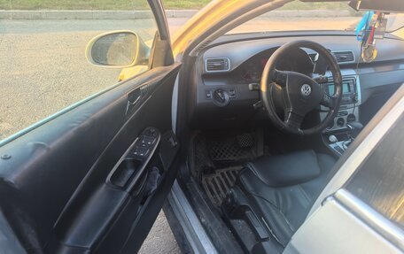 Volkswagen Passat B6, 2005 год, 320 000 рублей, 5 фотография