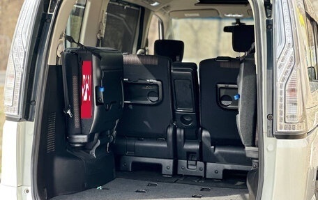 Nissan Serena IV, 2015 год, 1 350 000 рублей, 31 фотография