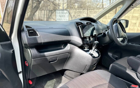 Nissan Serena IV, 2015 год, 1 350 000 рублей, 34 фотография