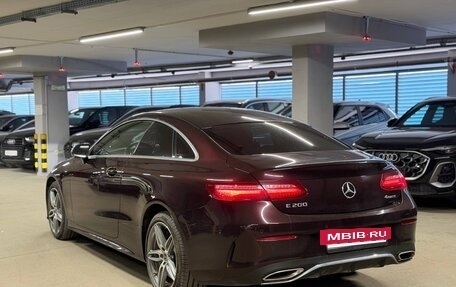 Mercedes-Benz E-Класс, 2019 год, 4 600 000 рублей, 2 фотография