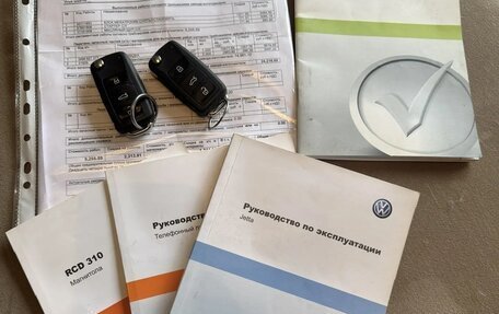 Volkswagen Jetta VI, 2010 год, 645 000 рублей, 11 фотография