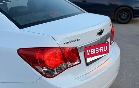 Chevrolet Cruze II, 2010 год, 630 000 рублей, 5 фотография