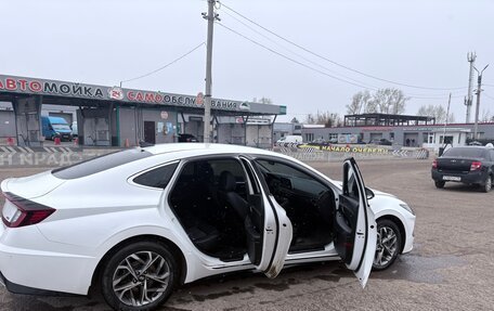 Hyundai Sonata VIII, 2020 год, 2 550 000 рублей, 5 фотография