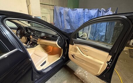 BMW 5 серия, 2012 год, 2 100 000 рублей, 13 фотография