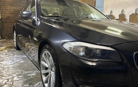 BMW 5 серия, 2012 год, 2 100 000 рублей, 33 фотография