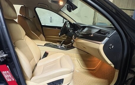 BMW 5 серия, 2012 год, 2 100 000 рублей, 28 фотография