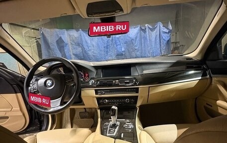 BMW 5 серия, 2012 год, 2 100 000 рублей, 30 фотография