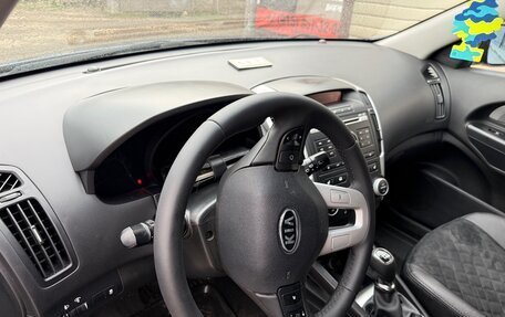 KIA cee'd I рестайлинг, 2010 год, 765 000 рублей, 11 фотография