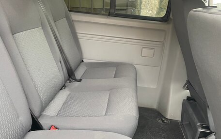 Volkswagen Caravelle T5, 2012 год, 1 550 000 рублей, 7 фотография