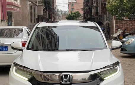 Honda Vezel, 2022 год, 1 495 000 рублей, 2 фотография