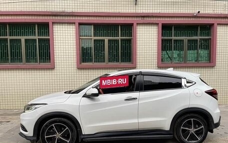 Honda Vezel, 2022 год, 1 495 000 рублей, 5 фотография