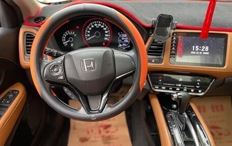 Honda Vezel, 2022 год, 1 495 000 рублей, 14 фотография