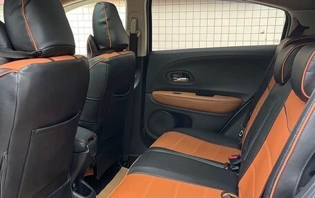 Honda Vezel, 2022 год, 1 495 000 рублей, 16 фотография