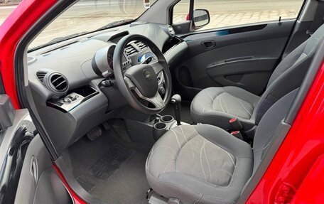 Chevrolet Spark III, 2013 год, 790 000 рублей, 10 фотография