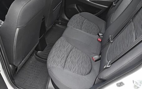 Hyundai Solaris II рестайлинг, 2015 год, 1 150 000 рублей, 8 фотография