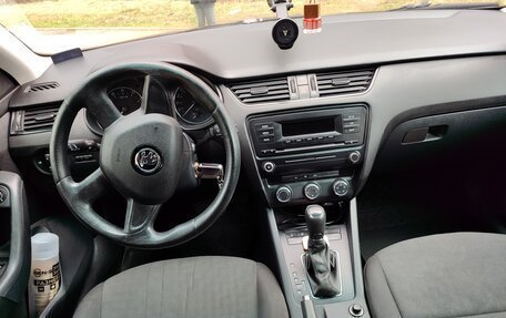 Skoda Octavia, 2013 год, 700 000 рублей, 22 фотография