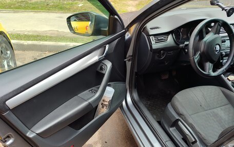 Skoda Octavia, 2013 год, 700 000 рублей, 24 фотография