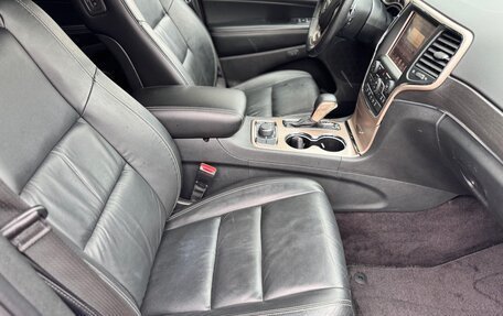 Jeep Grand Cherokee, 2016 год, 3 000 000 рублей, 11 фотография