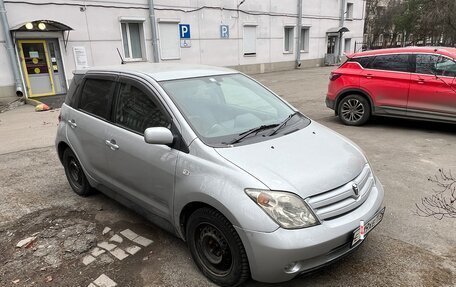 Toyota Ist II, 2003 год, 590 000 рублей, 2 фотография