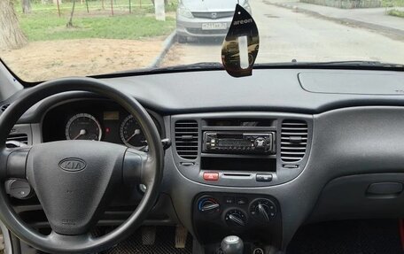 KIA Rio II, 2006 год, 500 000 рублей, 25 фотография