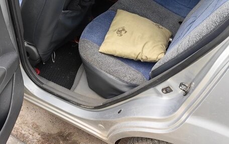 KIA Rio II, 2006 год, 500 000 рублей, 31 фотография