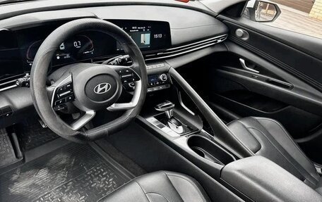 Hyundai Elantra, 2023 год, 1 700 000 рублей, 8 фотография