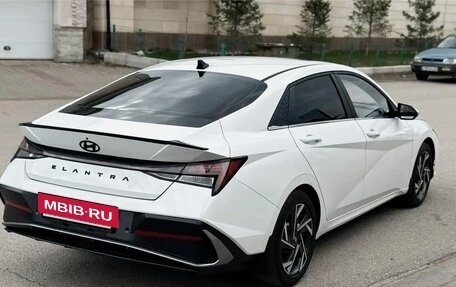 Hyundai Elantra, 2023 год, 1 700 000 рублей, 3 фотография