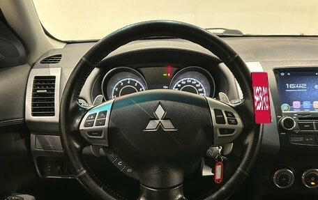 Mitsubishi Outlander III рестайлинг 3, 2012 год, 979 000 рублей, 13 фотография