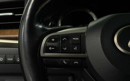 Lexus LX III, 2018 год, 9 000 000 рублей, 12 фотография