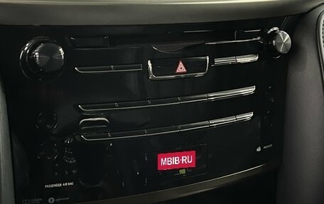 Lexus LX III, 2018 год, 9 000 000 рублей, 17 фотография