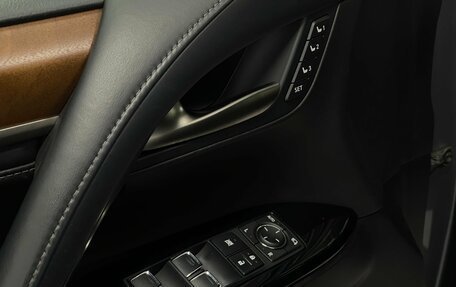 Lexus LX III, 2018 год, 9 000 000 рублей, 20 фотография