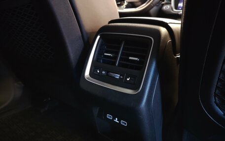 Geely Atlas, 2023 год, 1 950 000 рублей, 9 фотография