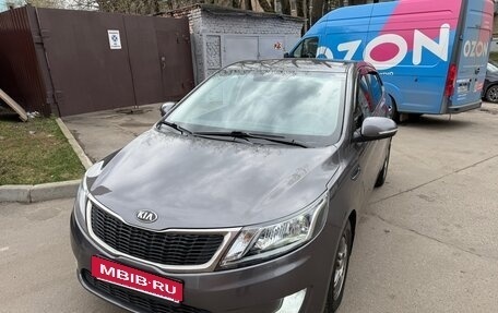 KIA Rio III рестайлинг, 2014 год, 920 000 рублей, 2 фотография