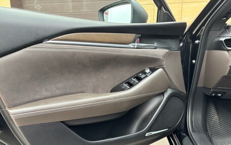 Mazda 6, 2019 год, 2 400 000 рублей, 8 фотография