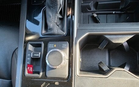 Toyota Tundra, 2022 год, 6 995 000 рублей, 14 фотография