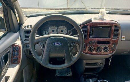 Ford Escape II, 2001 год, 780 000 рублей, 13 фотография